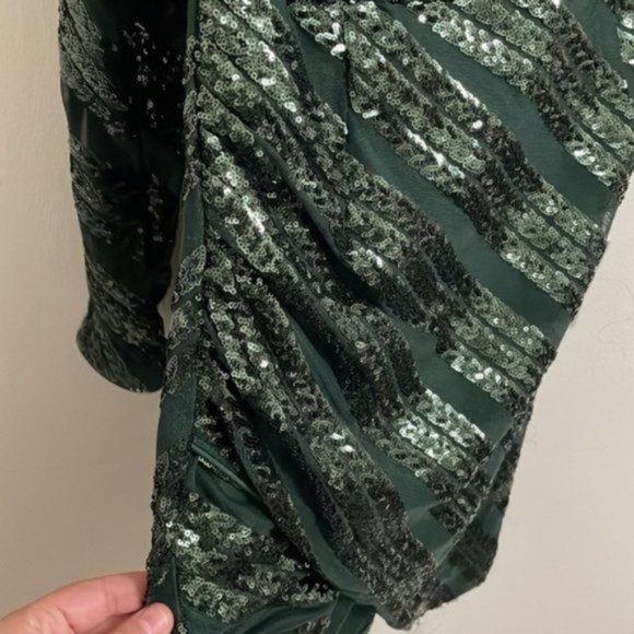 Lulus Rendezvous With You Dark Green Sequin One-Shoulder Bodycon Dress NWT M - Picture 10 of 10